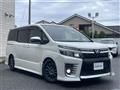 2014 Toyota Voxy
