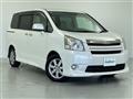 2008 Toyota Noah