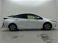 2022 Toyota Prius PHV