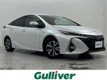 2022 Toyota Prius PHV