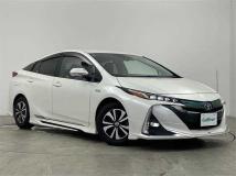 2017 Toyota Prius PHV