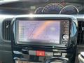 2011 Daihatsu Tanto