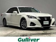 2017 Toyota Crown Hybrid