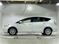 2013 Toyota PRIUS α