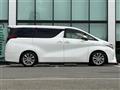 2017 Toyota Alphard Hybrid