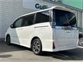 2017 Toyota Voxy