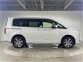 2020 Mitsubishi Delica D5
