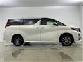 2016 Toyota Alphard Hybrid