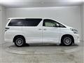 2013 Toyota Vellfire