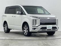 2020 Mitsubishi Delica D5