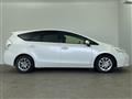 2014 Toyota PRIUS α
