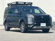 2020 Mitsubishi Delica D5