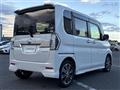 2016 Daihatsu Tanto