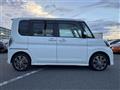 2016 Daihatsu Tanto