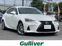 2019 Lexus IS