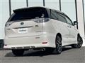 2013 Toyota Estima Hybrid