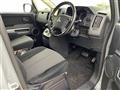 2010 Mitsubishi Delica D5