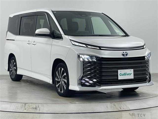 2022 Toyota Voxy