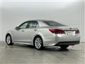 2013 Toyota Crown Hybrid