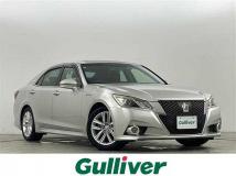 2013 Toyota Crown Hybrid