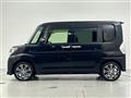 2017 Daihatsu Tanto
