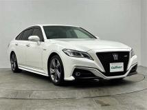 2018 Toyota Crown Hybrid