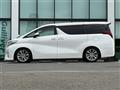 2017 Toyota Alphard Hybrid
