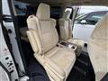 2017 Toyota Alphard Hybrid