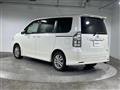 2010 Toyota Voxy