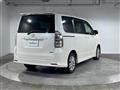 2010 Toyota Voxy