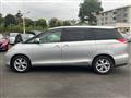 2006 Toyota Estima