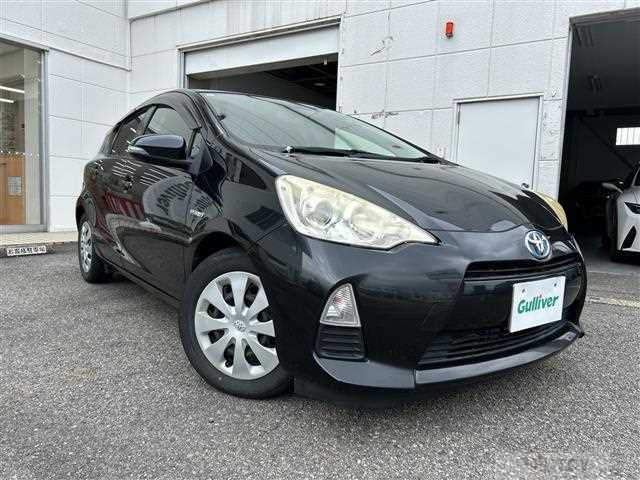 2013 Toyota AQUA