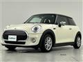 2017 BMW MINI