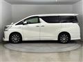 2016 Toyota Vellfire