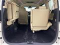 2018 Toyota Alphard Hybrid