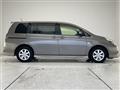 2013 Toyota Isis