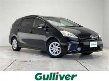 2012 Toyota PRIUS α