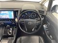 2019 Toyota Alphard Hybrid