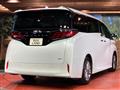 2025 Toyota Alphard Hybrid