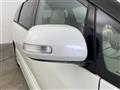 2006 Toyota Estima