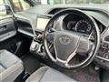 2016 Toyota Voxy