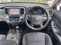 2015 Toyota Crown Hybrid