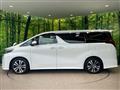 2022 Toyota Alphard