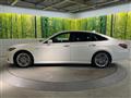 2018 Toyota Crown Hybrid