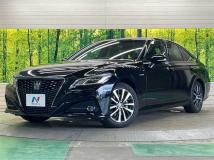 2019 Toyota Crown Hybrid