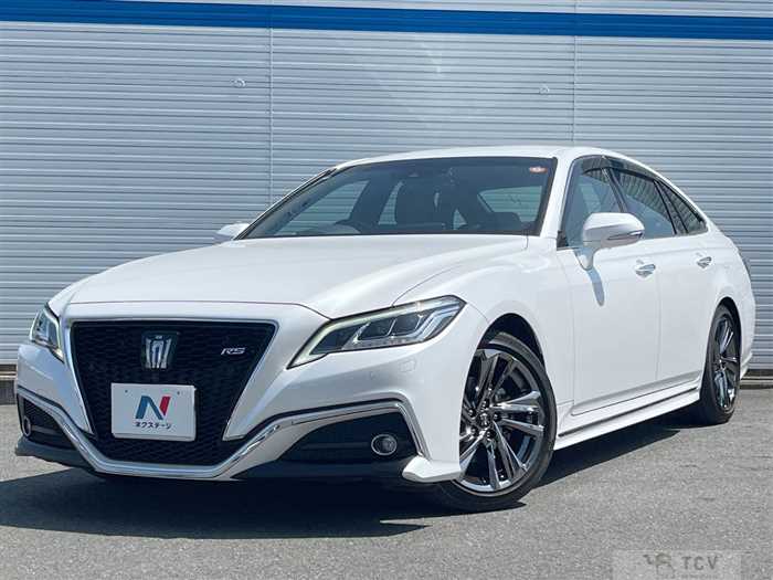 2020 Toyota Crown Hybrid