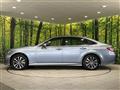 2018 Toyota Crown Hybrid