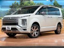 2019 Mitsubishi Delica D5
