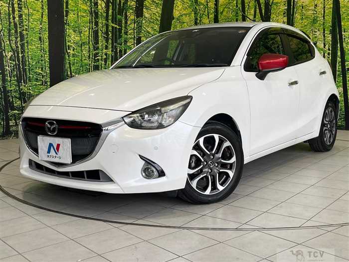 2016 Mazda Demio