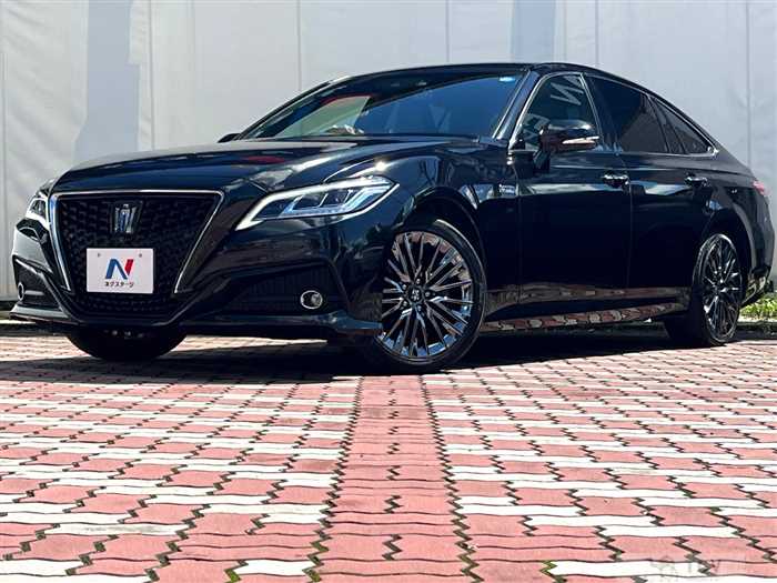 2019 Toyota Crown Hybrid